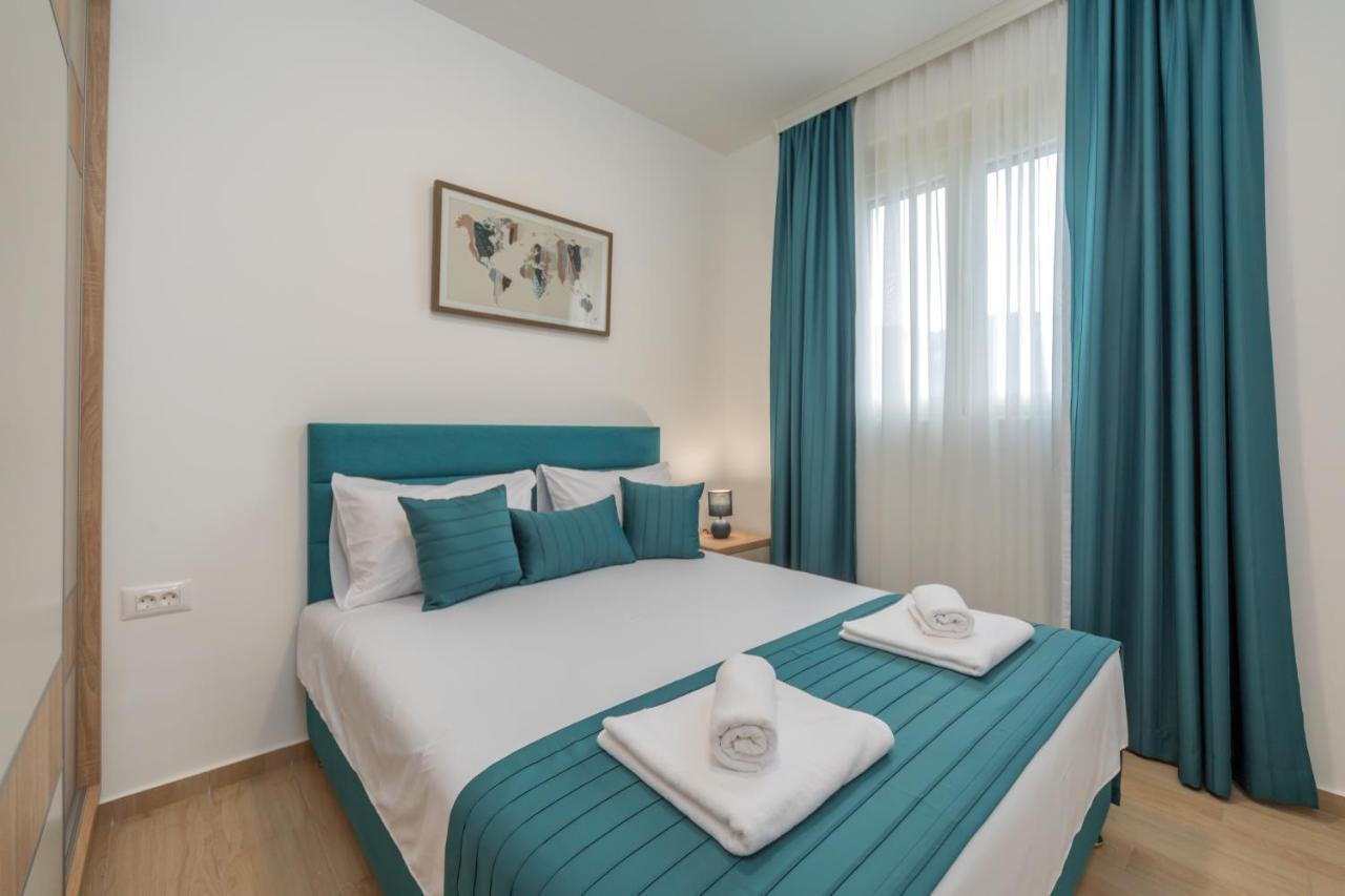 Apartments Bonazza Petrovac Bagian luar foto