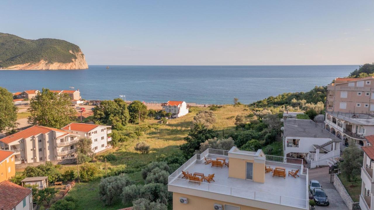 Apartments Bonazza Petrovac Bagian luar foto