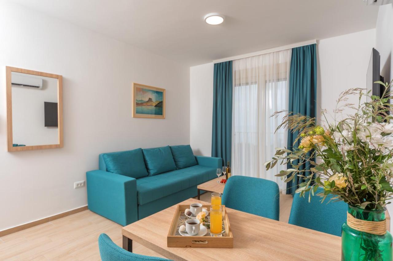 Apartments Bonazza Petrovac Bagian luar foto