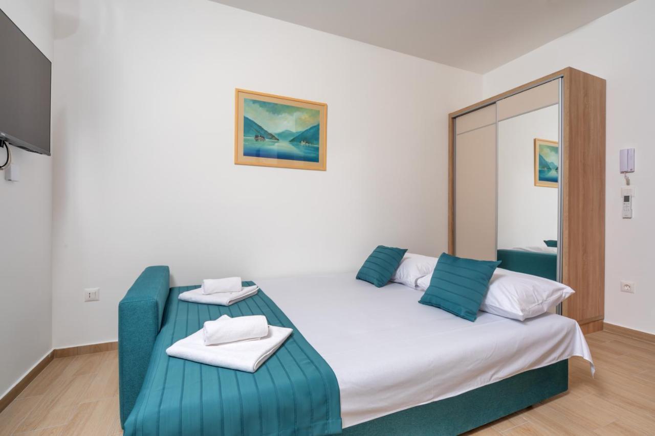 Apartments Bonazza Petrovac Bagian luar foto