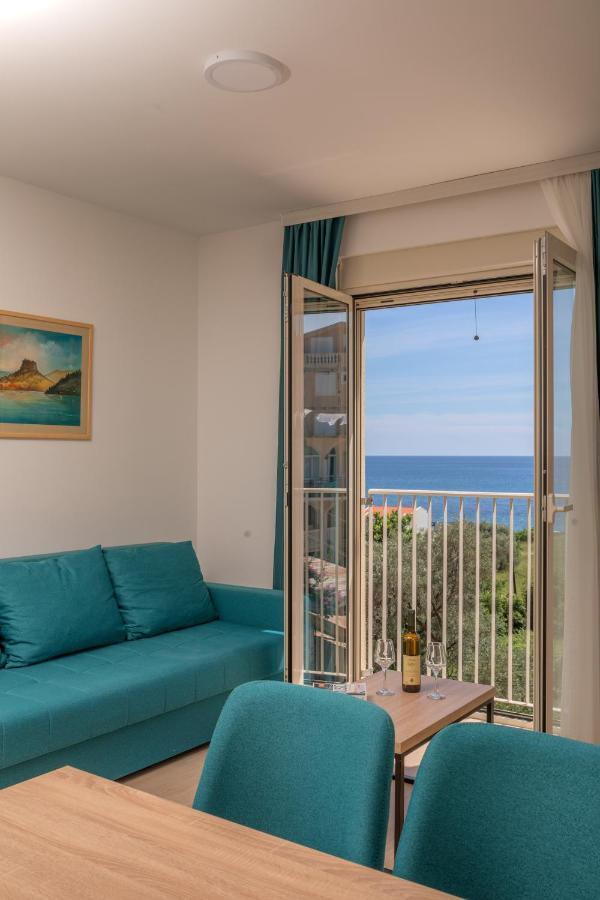 Apartments Bonazza Petrovac Bagian luar foto